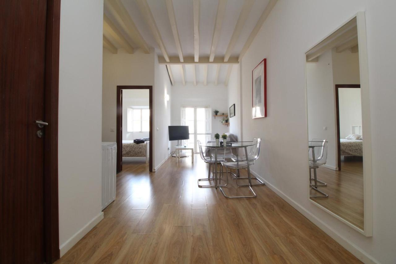 Comfortable Apartment With Character In The Old Town Palma di Maiorca Esterno foto